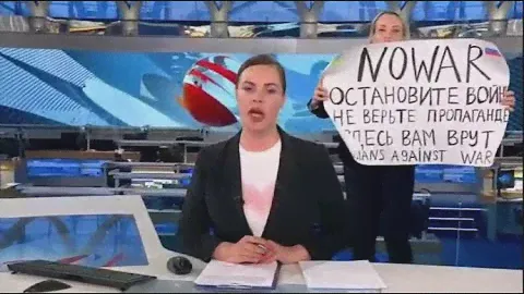 Сорван прямой эфир первого канала 14 марта